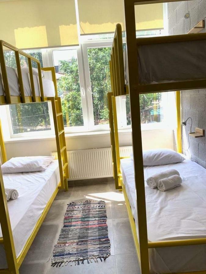 Duck Hostel Yerevan Exterior photo